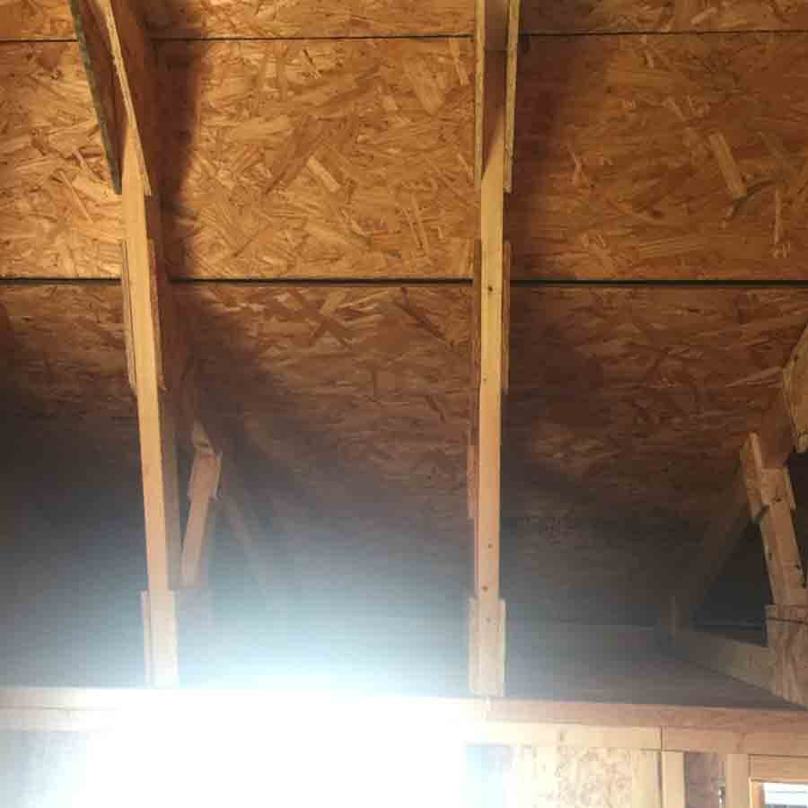 Little Cottage Co. Classic Small Barn with 5' Overhang