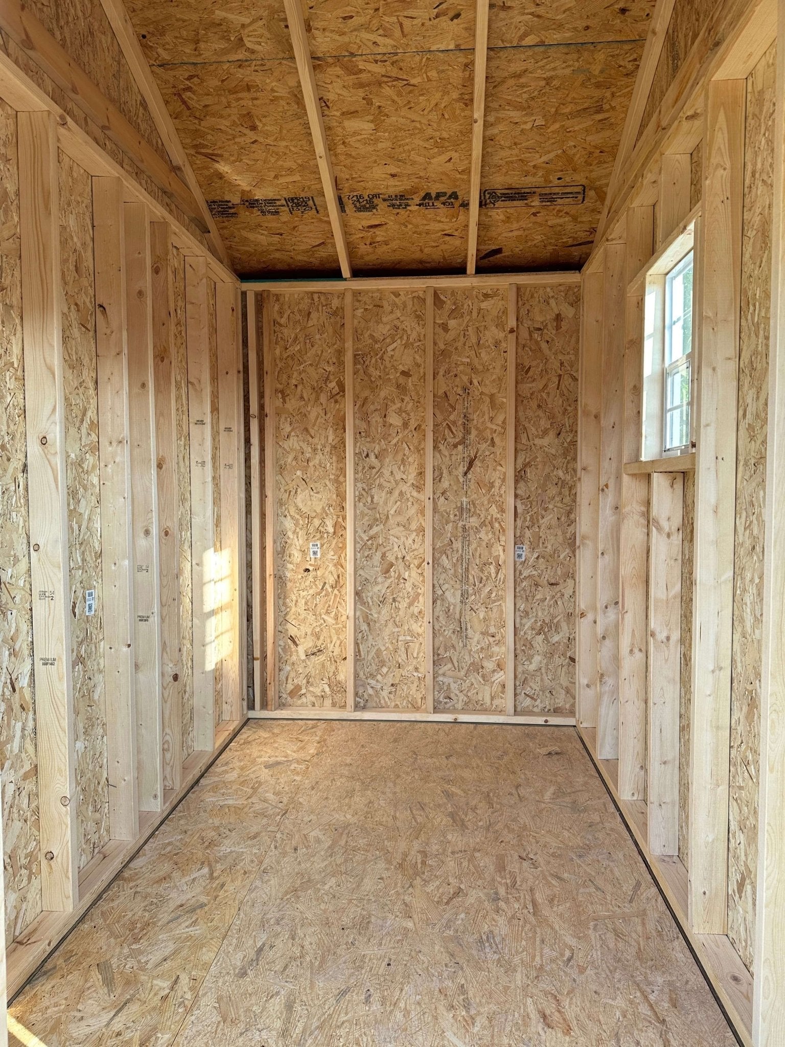 Little Cottage Co. 10x16 Value Animal Run-In Shelter with Tack Room